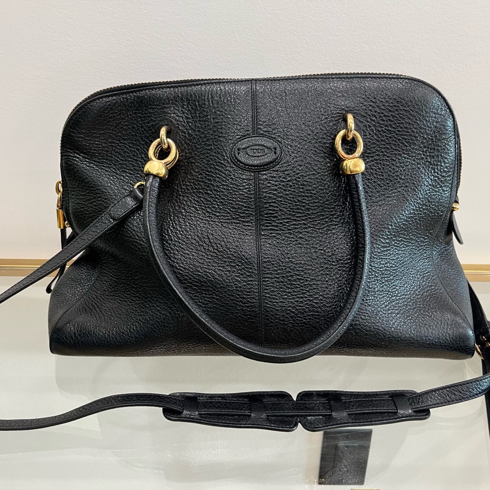 Tod's Black Leather Handbag